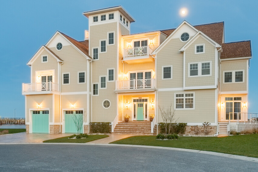 Professional exterior painting services Tampa FL
