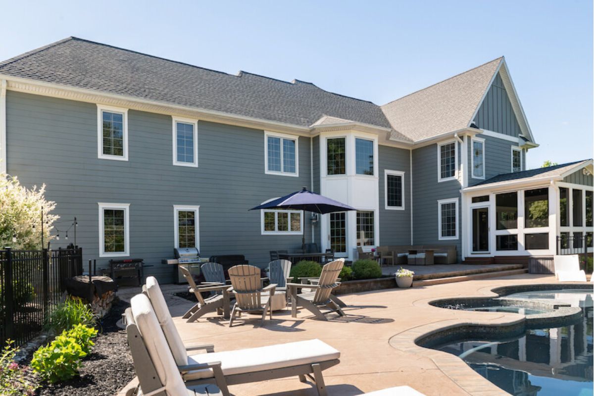 Benefits of new roof installation Tampa FL